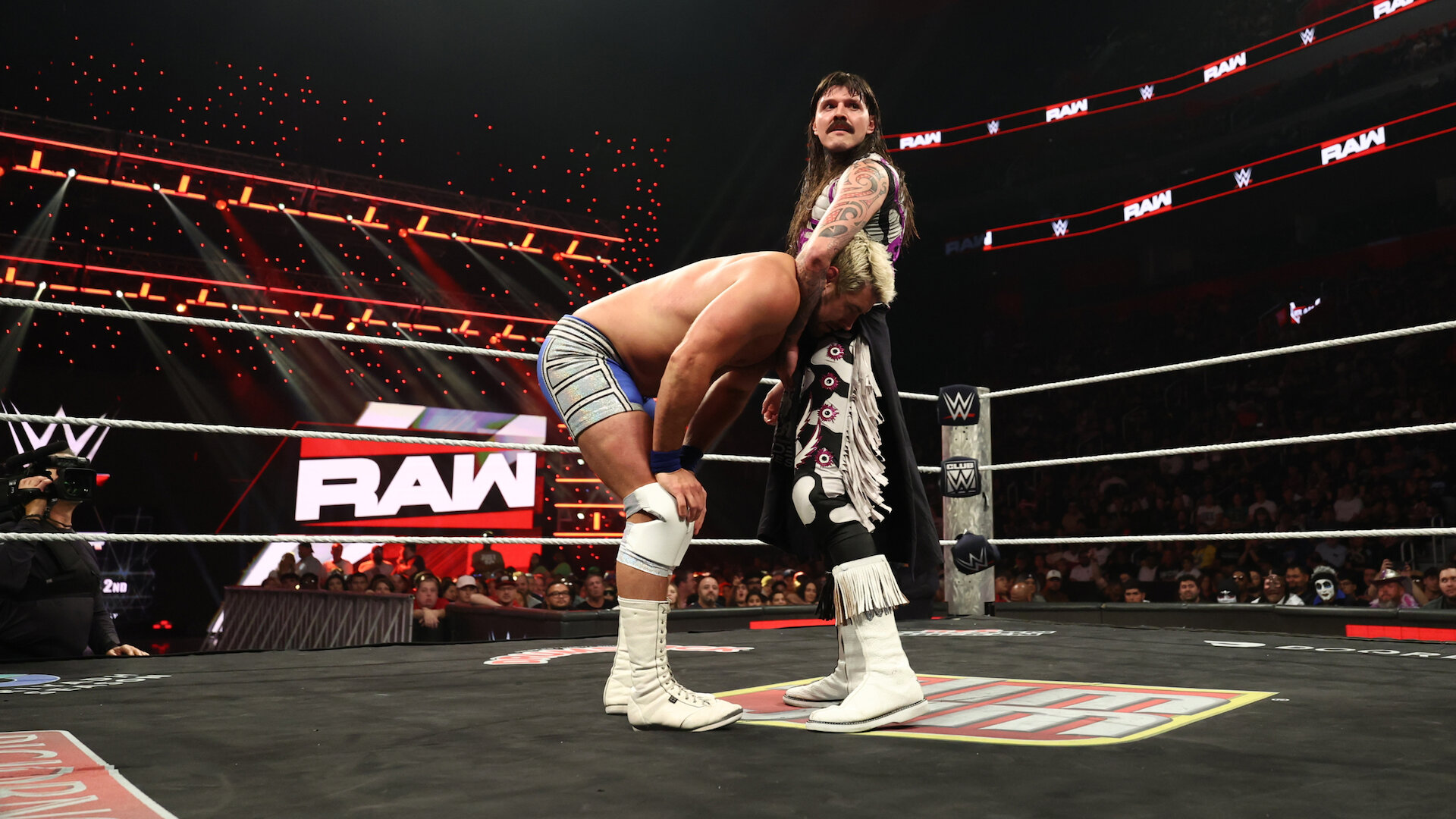Raw 2025: Season 34 Episode 29